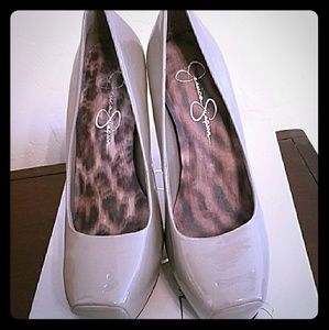 NWT Jessica Simpson Heels